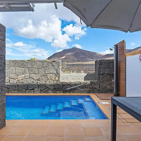 Apartamento 3Br Villa - Private Heated Pool & Parking Playa Blanca (Lanzarote)