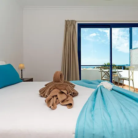 3Br Villa - Private Heated Pool & Parking Apartamento