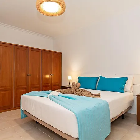 3Br Villa - Private Heated Pool & Parking * Playa Blanca (Lanzarote)