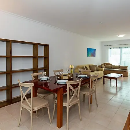 Apartamento 3Br Villa - Private Heated Pool & Parking *