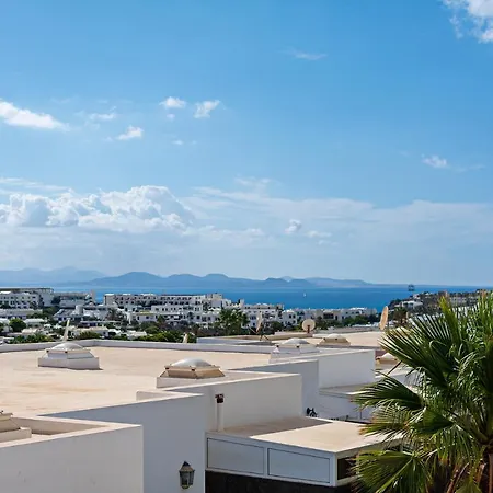 Apartamento 3Br Villa - Private Heated Pool & Parking *